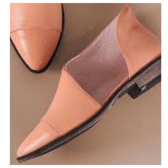 Coral Blush Flats - Picture 3 of 3